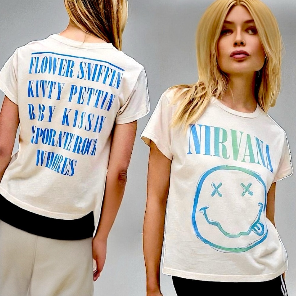 Daydreamer Nirvana Gradient Smiley Solo Tee